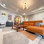 20Pax Seremban Bungalow 7000+Sq Ft Pet Friendly