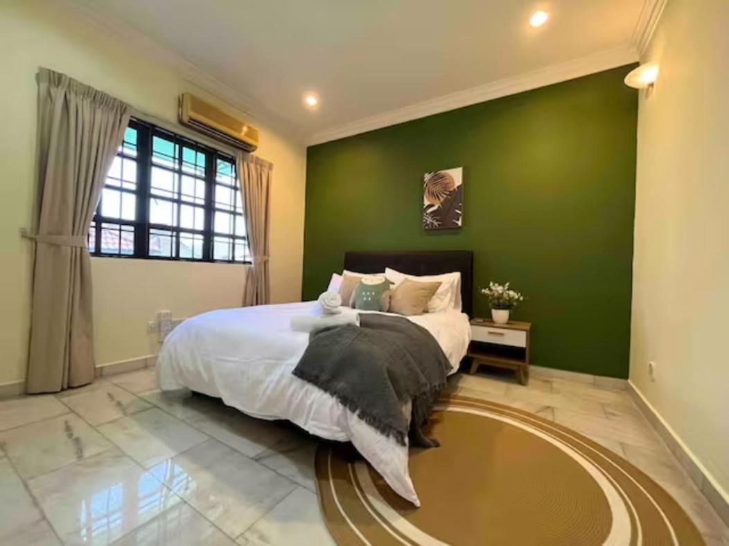 Vila 20pax 7000+sq Ft Pet Friendly Seremban