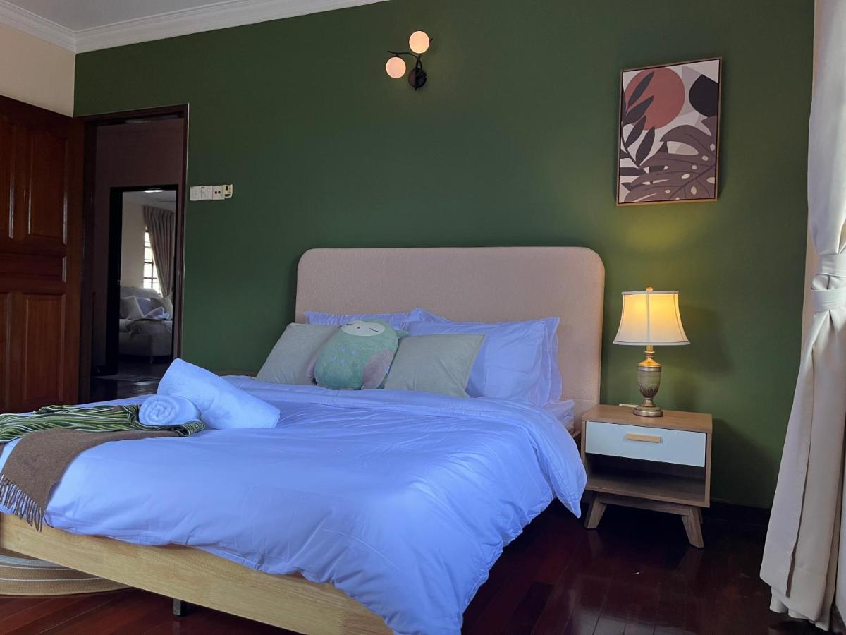 Vila 20pax 7000+sq Ft Pet Friendly Seremban