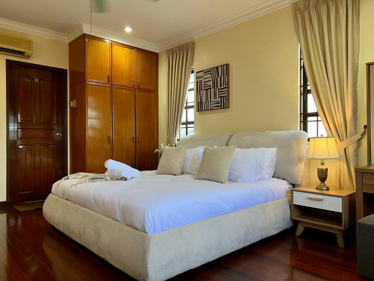 20pax 7000+sq Ft Pet Friendly *